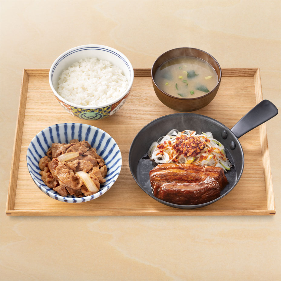 吉野家「厚切り豚角煮牛小鉢定食」の商品写真